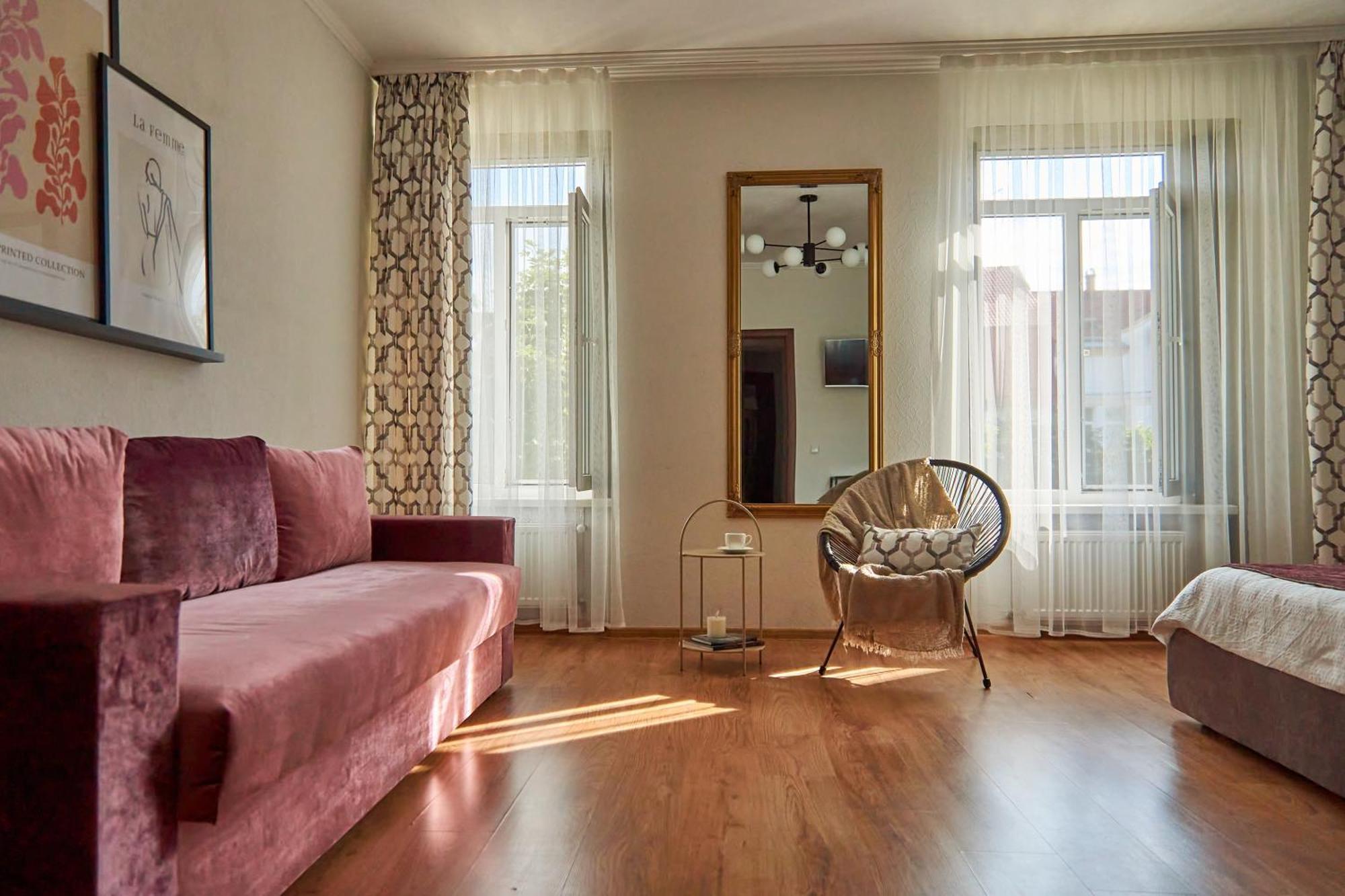 Best Apartments On Kyryla & Mefodia Mukacheve Luaran gambar